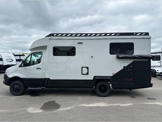 2026 Tiffin Motorhomes 2026 Tiffin Motorhomes Open Trail - thumbnail 9