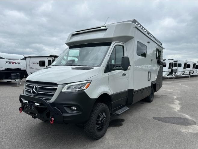2026 Tiffin Motorhomes 2026 Tiffin Motorhomes Open Trail - thumbnail 10