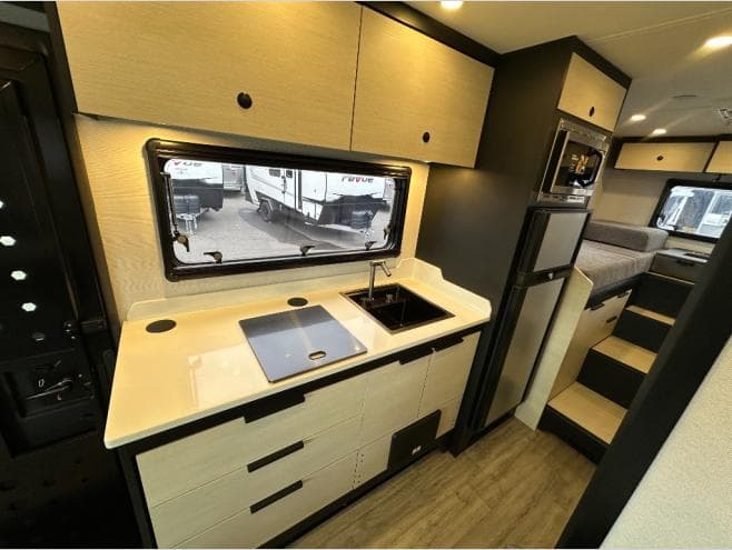 2026 Tiffin Motorhomes 2026 Tiffin Motorhomes Open Trail - thumbnail 18