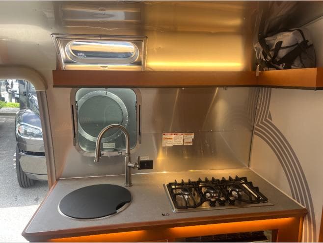2026 Airstream 2026 Airstream Frank Lloyd Wright Limited Edition - thumbnail 12