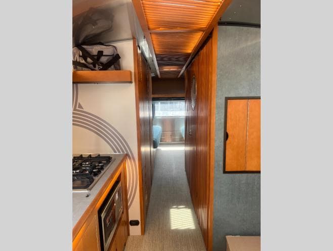 2026 Airstream 2026 Airstream Frank Lloyd Wright Limited Edition - thumbnail 13