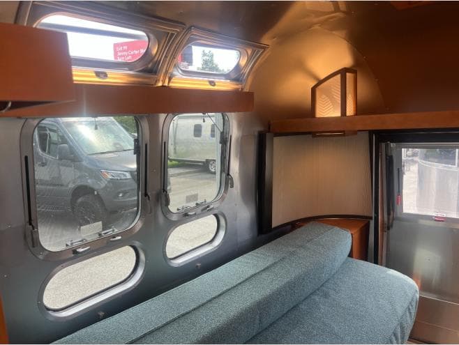 2026 Airstream 2026 Airstream Frank Lloyd Wright Limited Edition - thumbnail 17