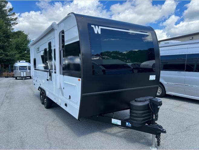 2026 Winnebago Thrive 22MBH