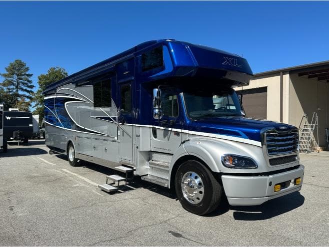 2026 Dynamax Dynaquest XL 3801TS