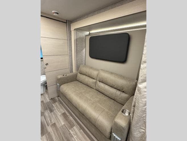 2026 Tiffin Motorhomes 2026 Tiffin Motorhomes Wayfarer - thumbnail 13