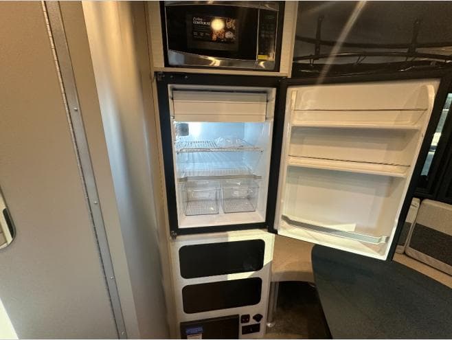 2026 Airstream 2026 Airstream Basecamp Xe - thumbnail 10