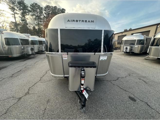 2026 Airstream 2026 Airstream Caravel - thumbnail 6