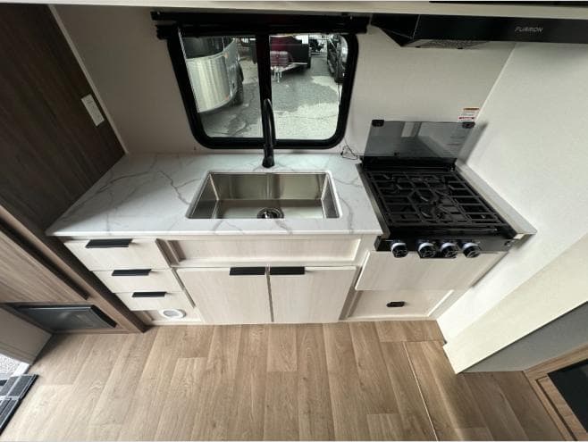 2026 Winnebago 2026 Winnebago Access - thumbnail 9