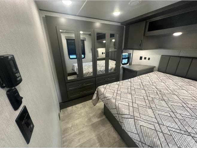 2023 Grand Design 2023 Grand Design Momentum G-Class - thumbnail 45