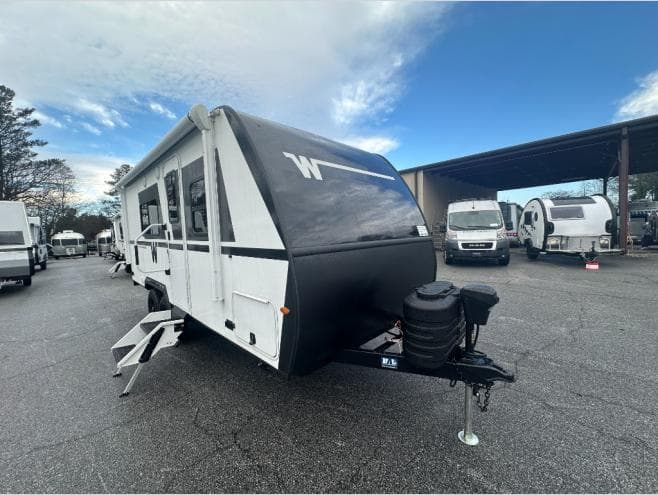 2026 Winnebago Micro Minnie 2000TRB