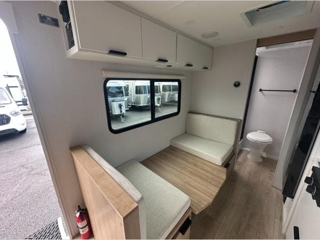 2026 Winnebago 2026 Winnebago Micro Minnie - thumbnail 8