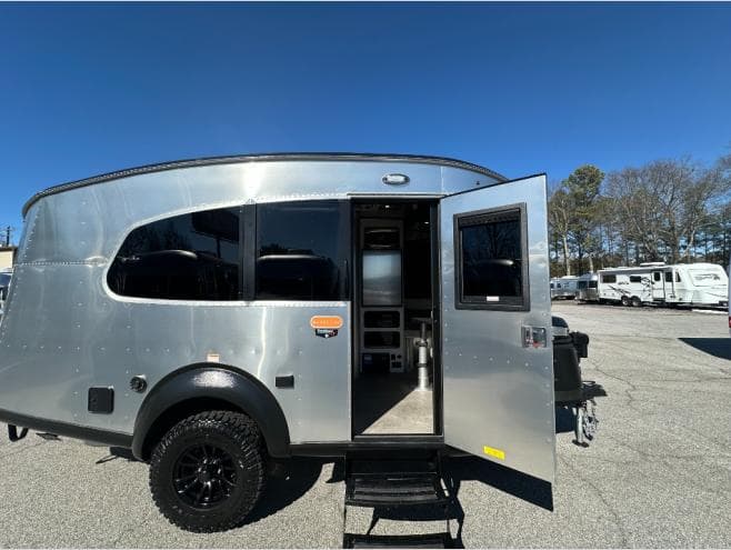 2026 Airstream 2026 Airstream Basecamp - thumbnail 9