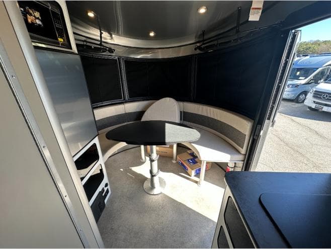 2026 Airstream 2026 Airstream Basecamp - thumbnail 11