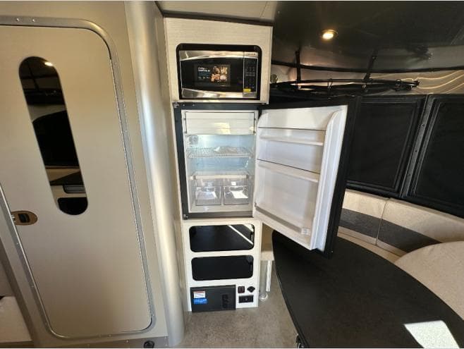 2026 Airstream 2026 Airstream Basecamp - thumbnail 12