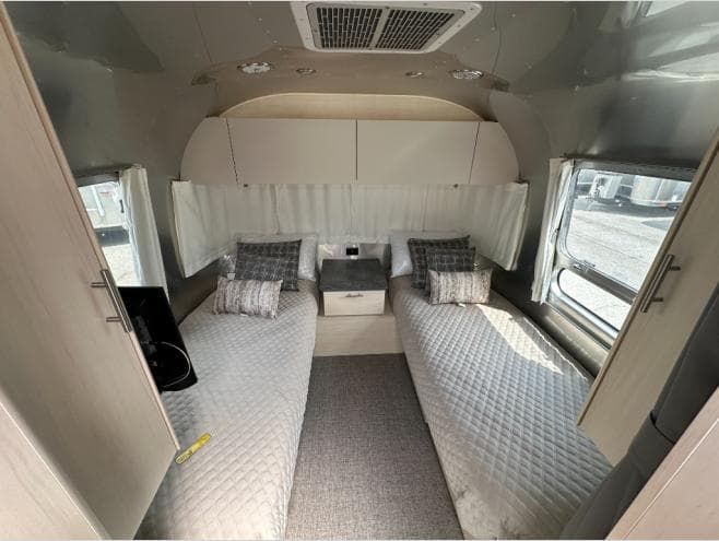 2026 Airstream 2026 Airstream Flying Cloud - thumbnail 18