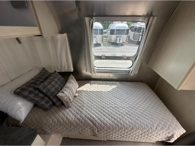 2026 Airstream 2026 Airstream Flying Cloud - thumbnail 21