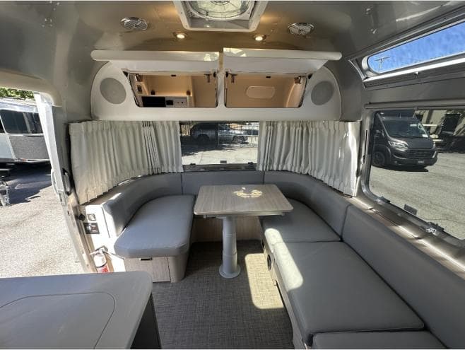 2026 Airstream 2026 Airstream Globetrotter - thumbnail 9