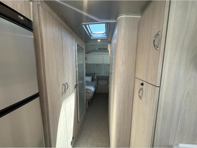 2026 Airstream 2026 Airstream Globetrotter - thumbnail 18