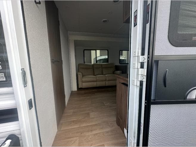 2026 Winnebago 2026 Winnebago Access - thumbnail 6