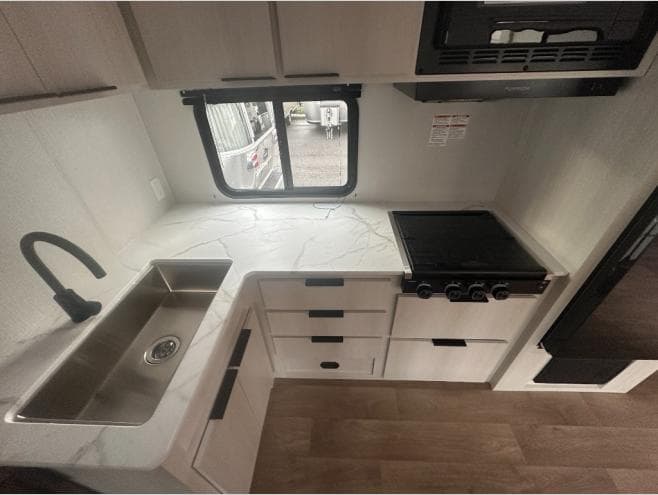2026 Winnebago 2026 Winnebago Access - thumbnail 10