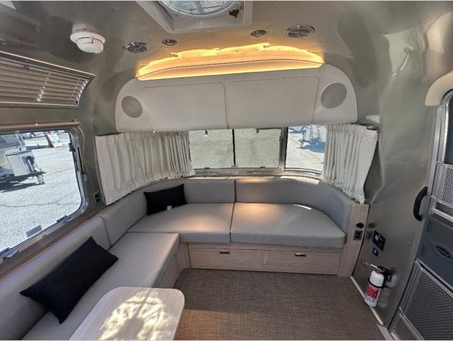 2026 Airstream 2026 Airstream Trade Wind - thumbnail 8