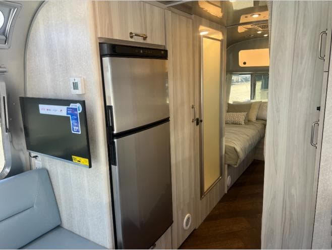 2026 Airstream 2026 Airstream International - thumbnail 12