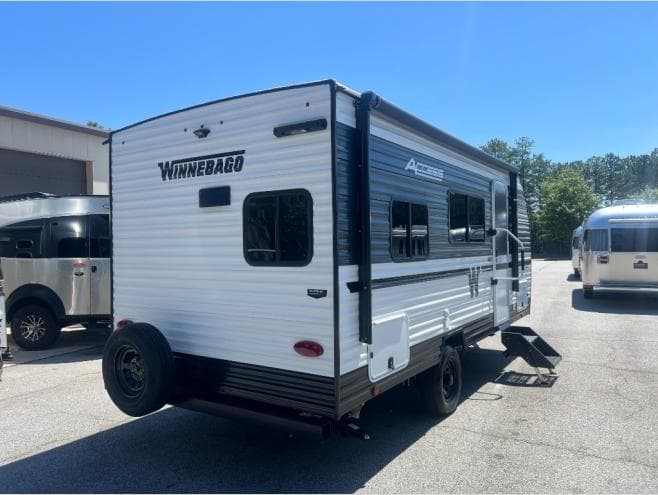 2026 Winnebago 2026 Winnebago Access - thumbnail 3