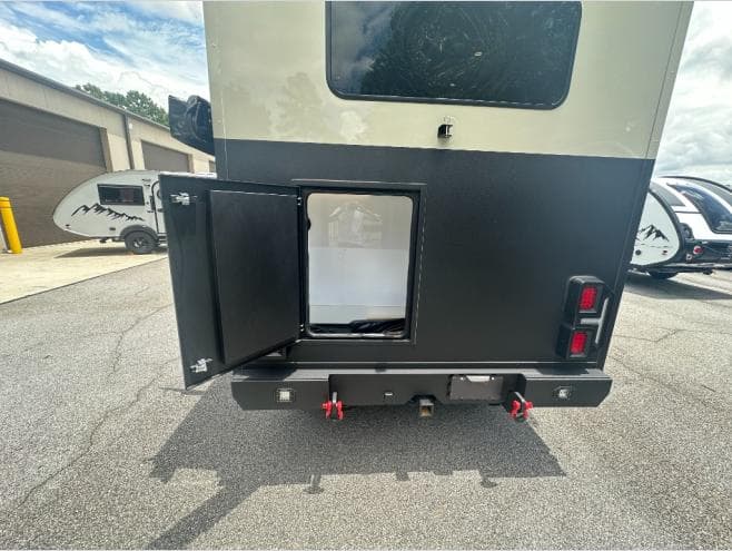 2026 Tiffin Motorhomes 2026 Tiffin Motorhomes Open Trail - thumbnail 8