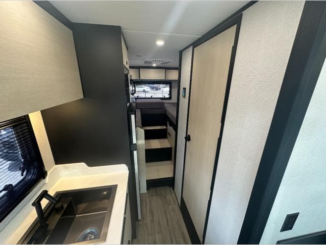 2026 Tiffin Motorhomes 2026 Tiffin Motorhomes Open Trail - thumbnail 28