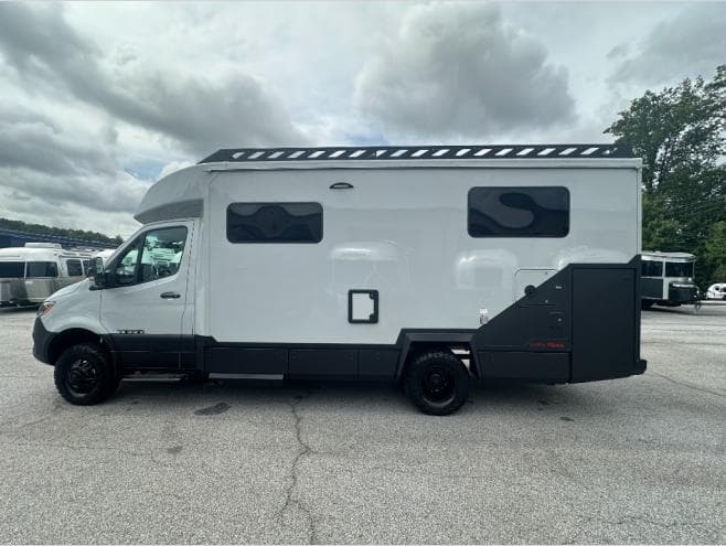 2026 Tiffin Motorhomes 2026 Tiffin Motorhomes Open Trail - thumbnail 8