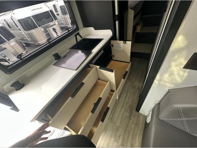 2026 Tiffin Motorhomes 2026 Tiffin Motorhomes Open Trail - thumbnail 19