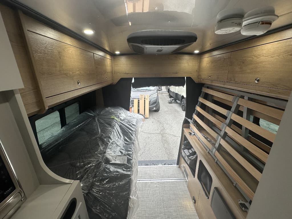 2027 Airstream 2027 Airstream Rangeline - thumbnail 24