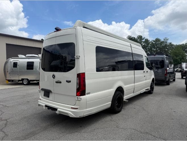 2026 Tiffin Motorhomes 2026 Tiffin Motorhomes GT2 - thumbnail 4