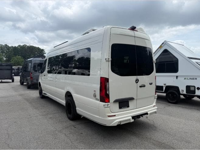 2026 Tiffin Motorhomes 2026 Tiffin Motorhomes GT2 - thumbnail 7