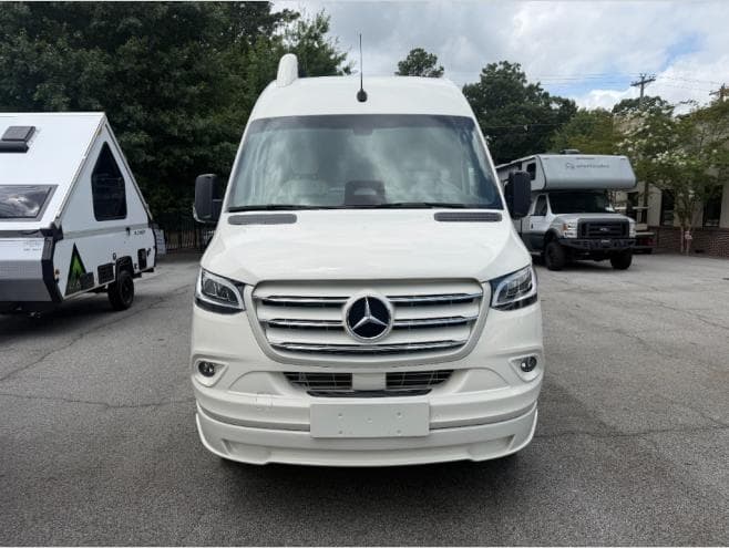 2026 Tiffin Motorhomes 2026 Tiffin Motorhomes GT2 - thumbnail 10