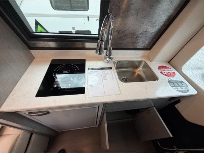 2026 Tiffin Motorhomes 2026 Tiffin Motorhomes GT2 - thumbnail 22