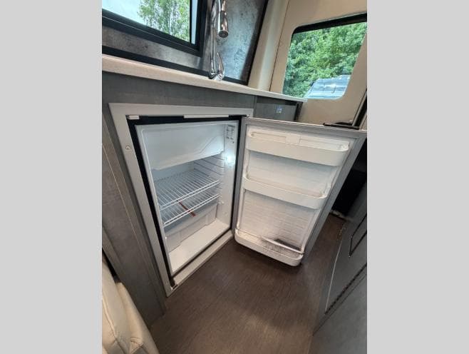 2026 Tiffin Motorhomes 2026 Tiffin Motorhomes GT2 - thumbnail 23