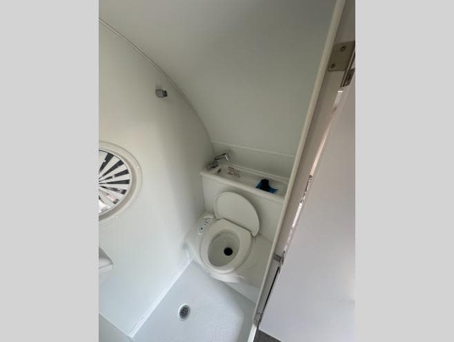 2027 nuCamp 2027 nuCamp TAB - thumbnail 15