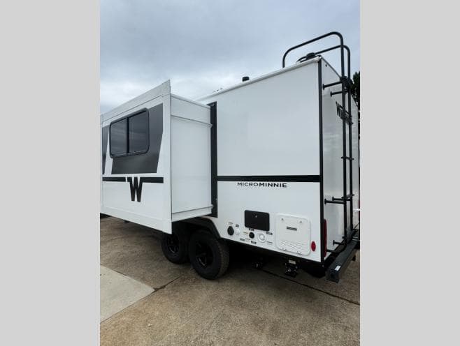 2026 Winnebago 2026 Winnebago Micro Minnie - thumbnail 6