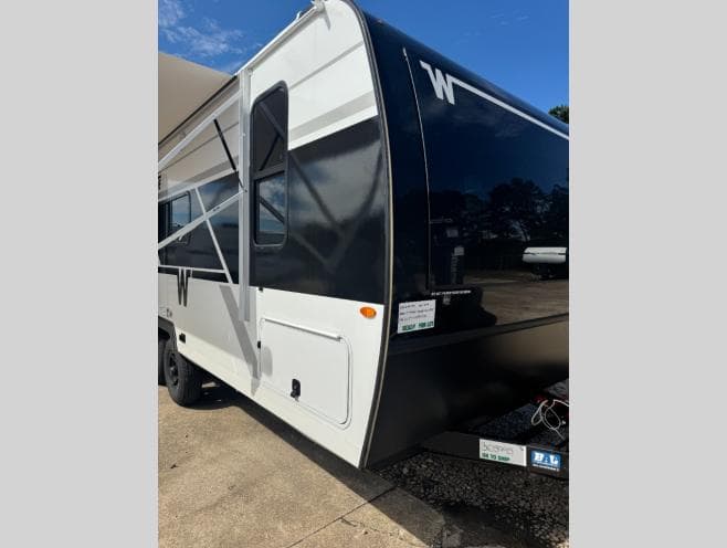 2026 Winnebago Thrive 18FBS