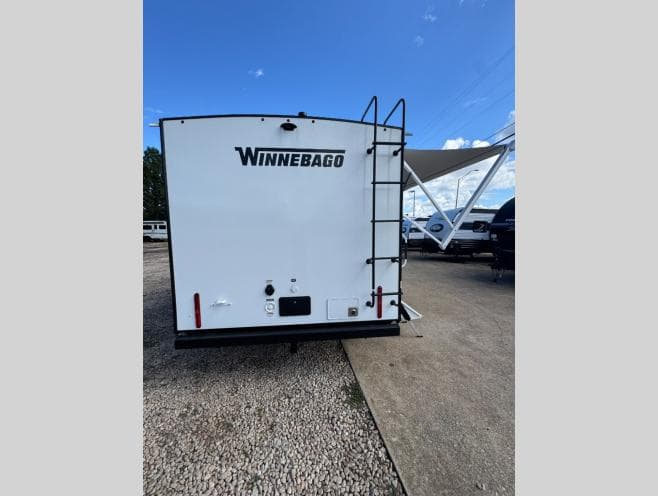 2026 Winnebago 2026 Winnebago Thrive - thumbnail 5