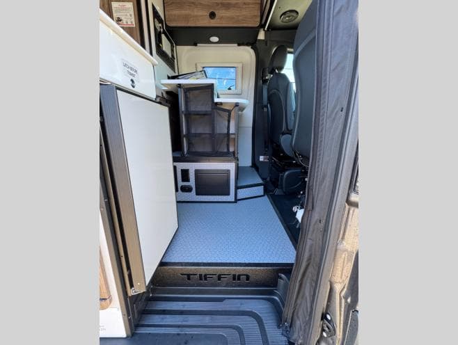 2026 Tiffin Motorhomes 2026 Tiffin Motorhomes GH1 - thumbnail 11