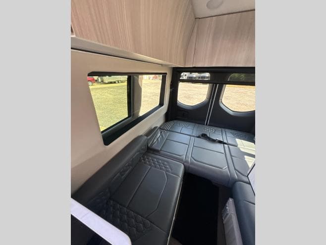 2026 Tiffin Motorhomes 2026 Tiffin Motorhomes GT1 - thumbnail 18