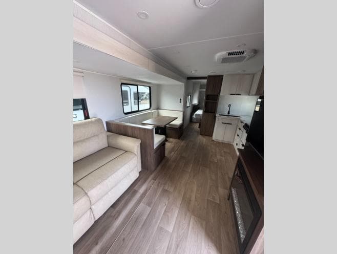 2026 Winnebago 2026 Winnebago Access - thumbnail 10