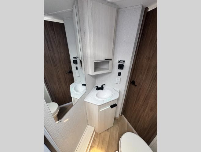 2026 Winnebago 2026 Winnebago Access - thumbnail 32