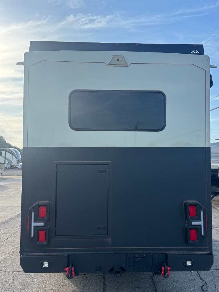 2026 Tiffin Motorhomes 2026 Tiffin Motorhomes Open Trail - thumbnail 5
