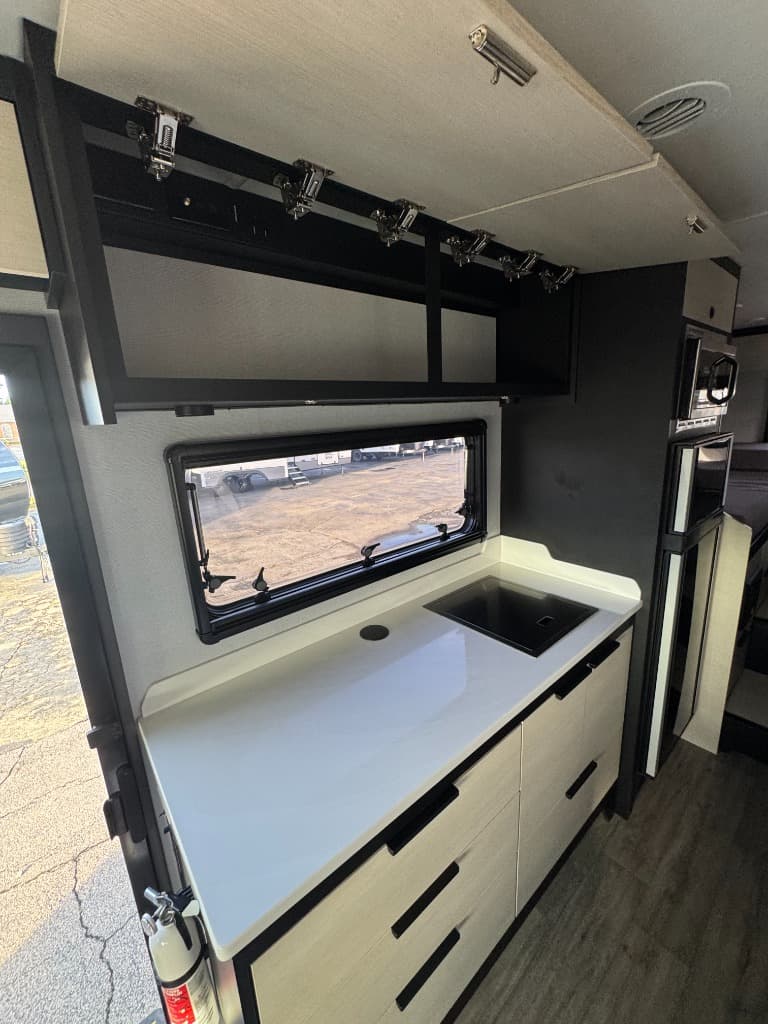 2026 Tiffin Motorhomes 2026 Tiffin Motorhomes Open Trail - thumbnail 20