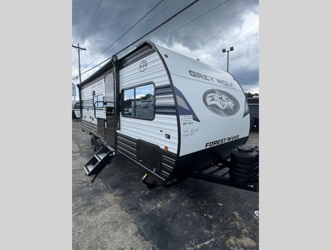 2027 Forest River Cherokee Grey Wolf 21AB