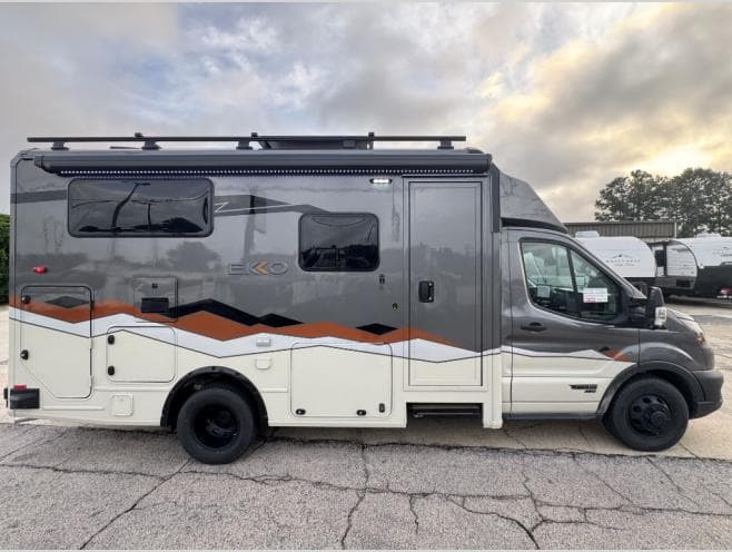 2027 Winnebago 2027 Winnebago Ekko - thumbnail 8