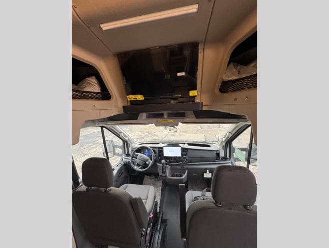 2027 Winnebago 2027 Winnebago Ekko - thumbnail 13